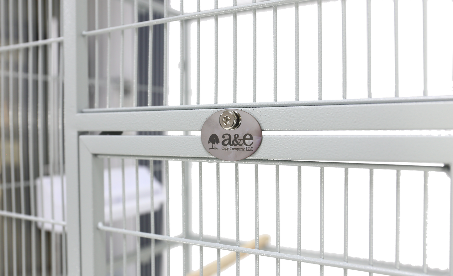 Flight Cage & Stand - Platinum 31"x20"x62"