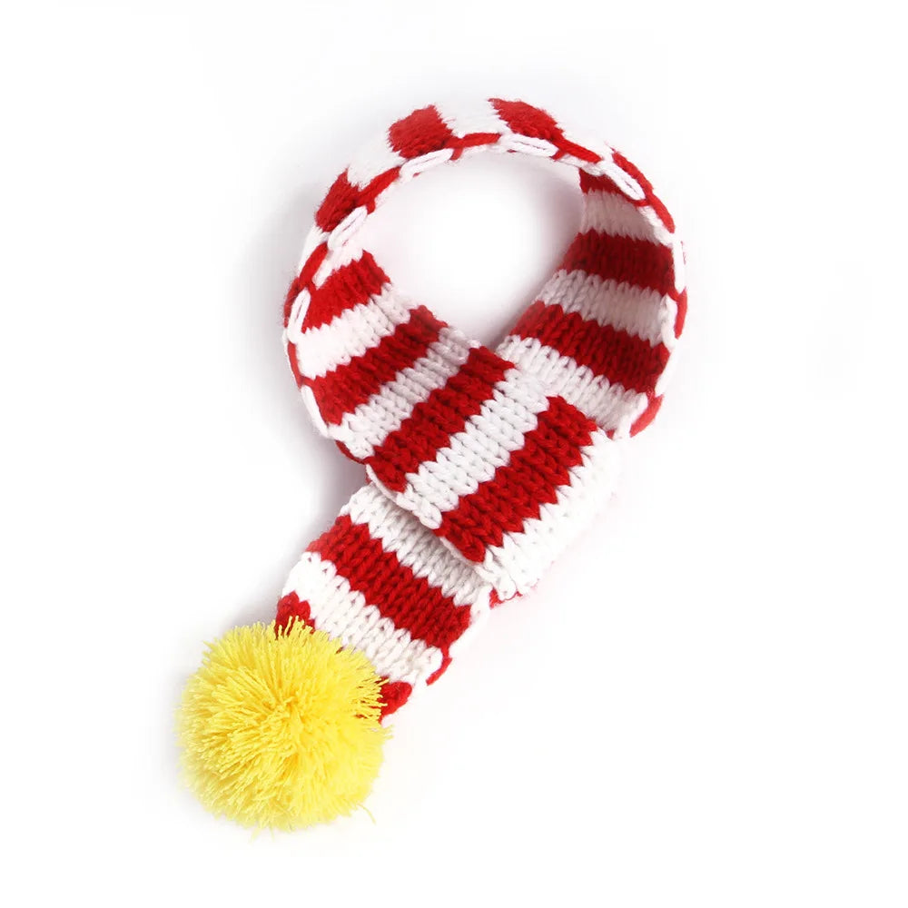 Solid Knitting Winter Pet Scarf for Dogs Christmas New Year Green Red Festival Cat Accessories Adjustable Plush Cozy Dog Collar