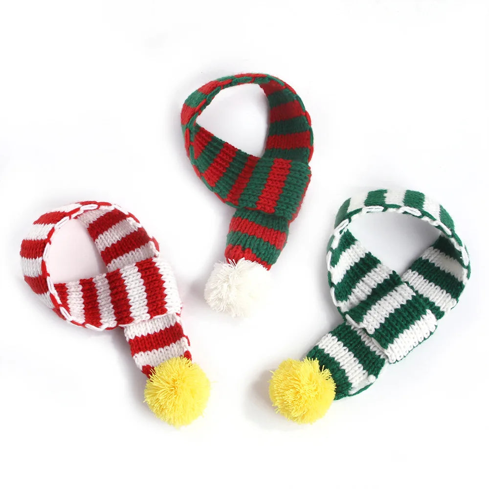 Solid Knitting Winter Pet Scarf for Dogs Christmas New Year Green Red Festival Cat Accessories Adjustable Plush Cozy Dog Collar