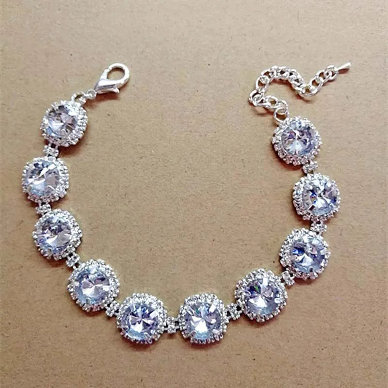 Bling Rhinestone Dog Necklace Jewelry Luxury Designer Gemstone Princess Dog Cat Wedding Collar for Small Medium Dogs Puppy