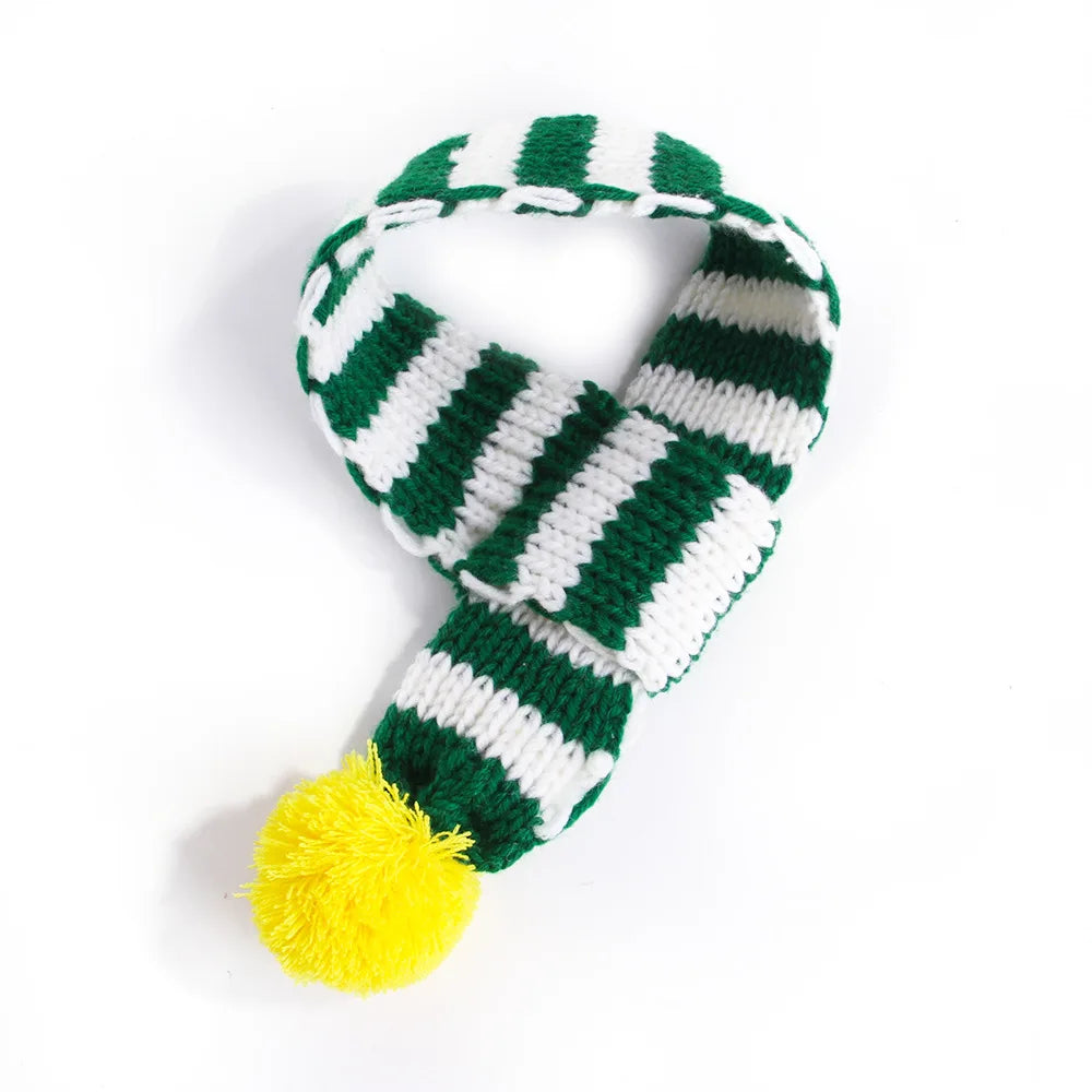 Solid Knitting Winter Pet Scarf for Dogs Christmas New Year Green Red Festival Cat Accessories Adjustable Plush Cozy Dog Collar