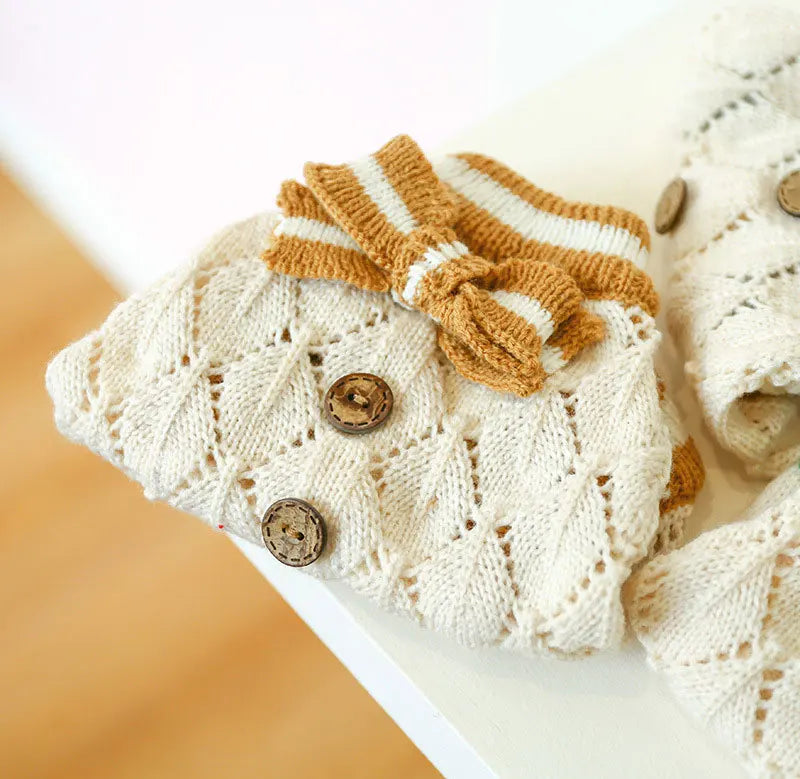 Classic Dog Winter Sweater with Tie Thick Weaving Warm Pet Cat Clothing Lovely Princess New Year Coat Christmas Dog Clothes