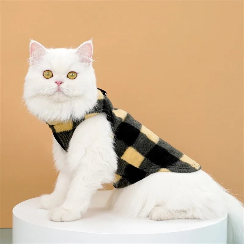 Spring Autumn Vintage Plaid Warm Fleece Pet Dog Cat Clothes Autumn Winter Thickened Vest Coat Small Medium Costume Traction Ring
