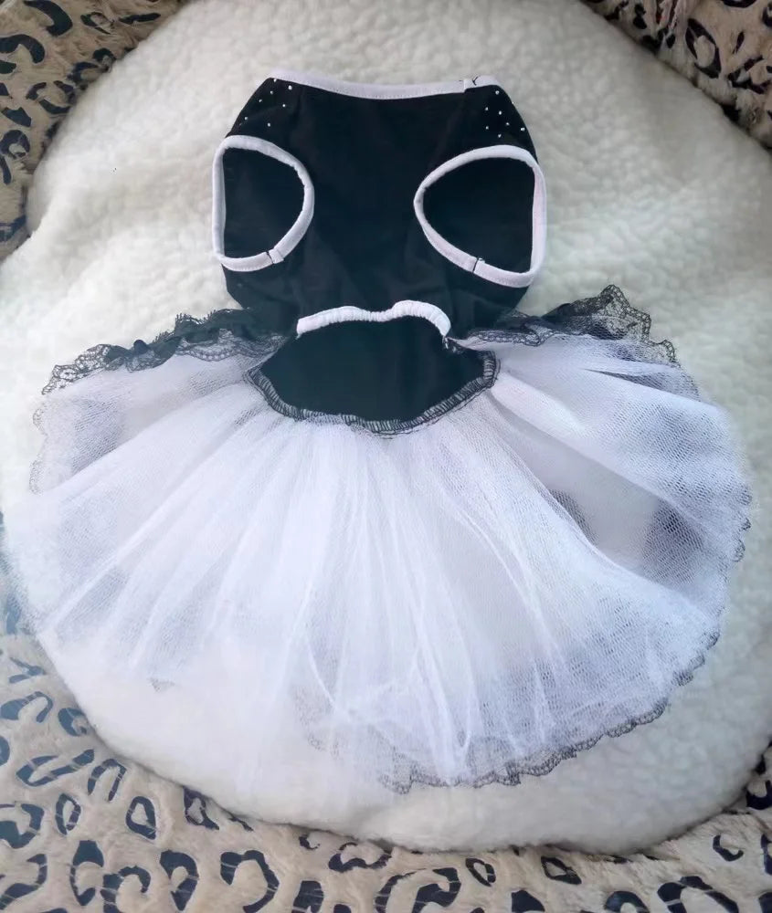 Pet Dog Cat Dress Summer Clothes Dot Dog Dress For Dogs Skirt Summer Princess Dog Wedding Dresses dog dresses for small dogs