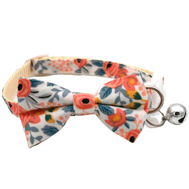 New Deign Floral Pet Dog Collars Adjustable Daisy Christmas Cosplay York Dog Necklace Cute Bow Tie Sphinx Cat Cute Neck Collars
