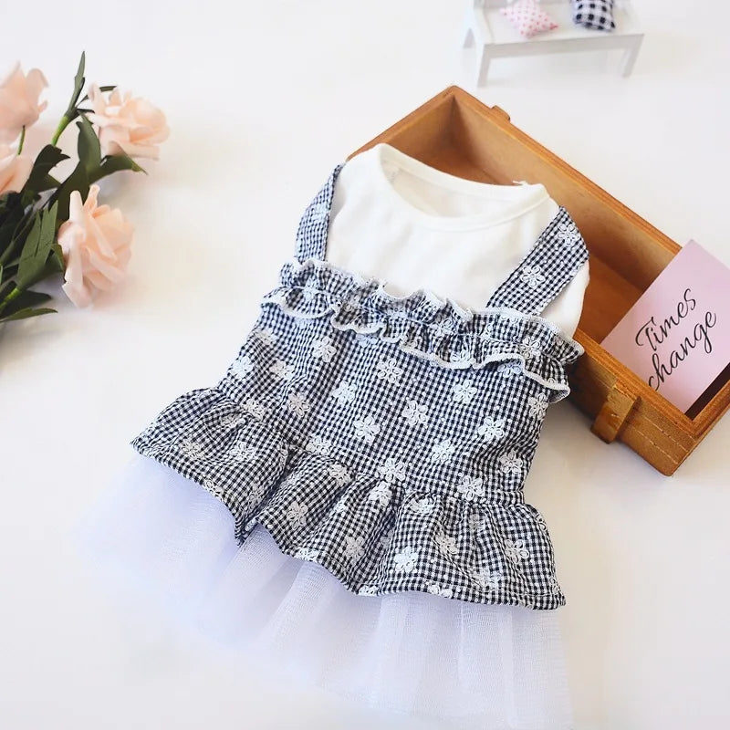 2023 Spring and summer pet skirt puppies small dogs Teddy Grid Pettiskirt Dress Pet Clothes Puppy Costume Spring Pet Clothing