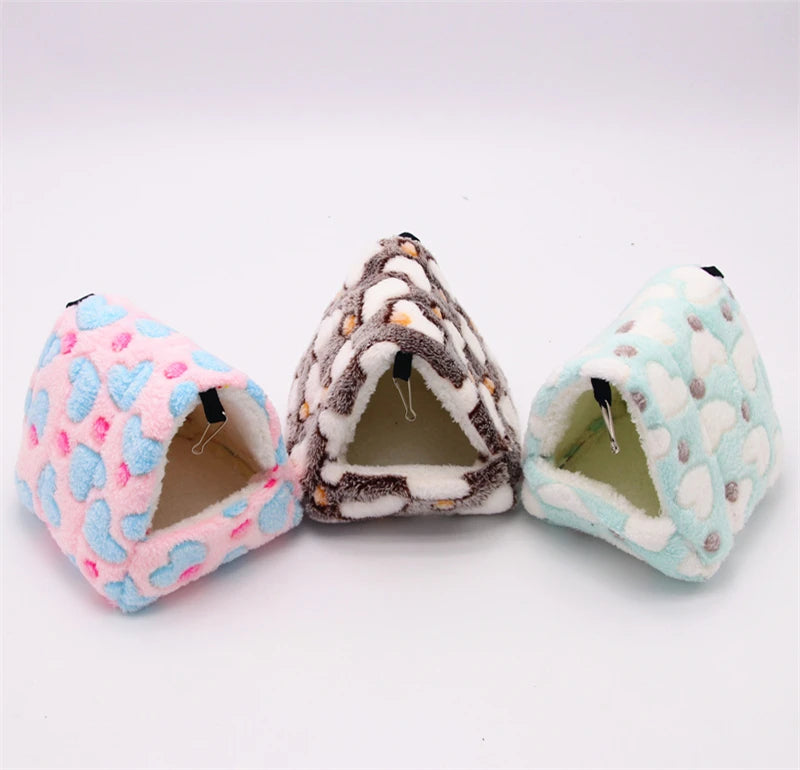 1PCS Coral Fleece Dot Printing Small Foam Pet House Hanging Hamster Bed For Small Animals Squirrel Parrot Cotton Nest