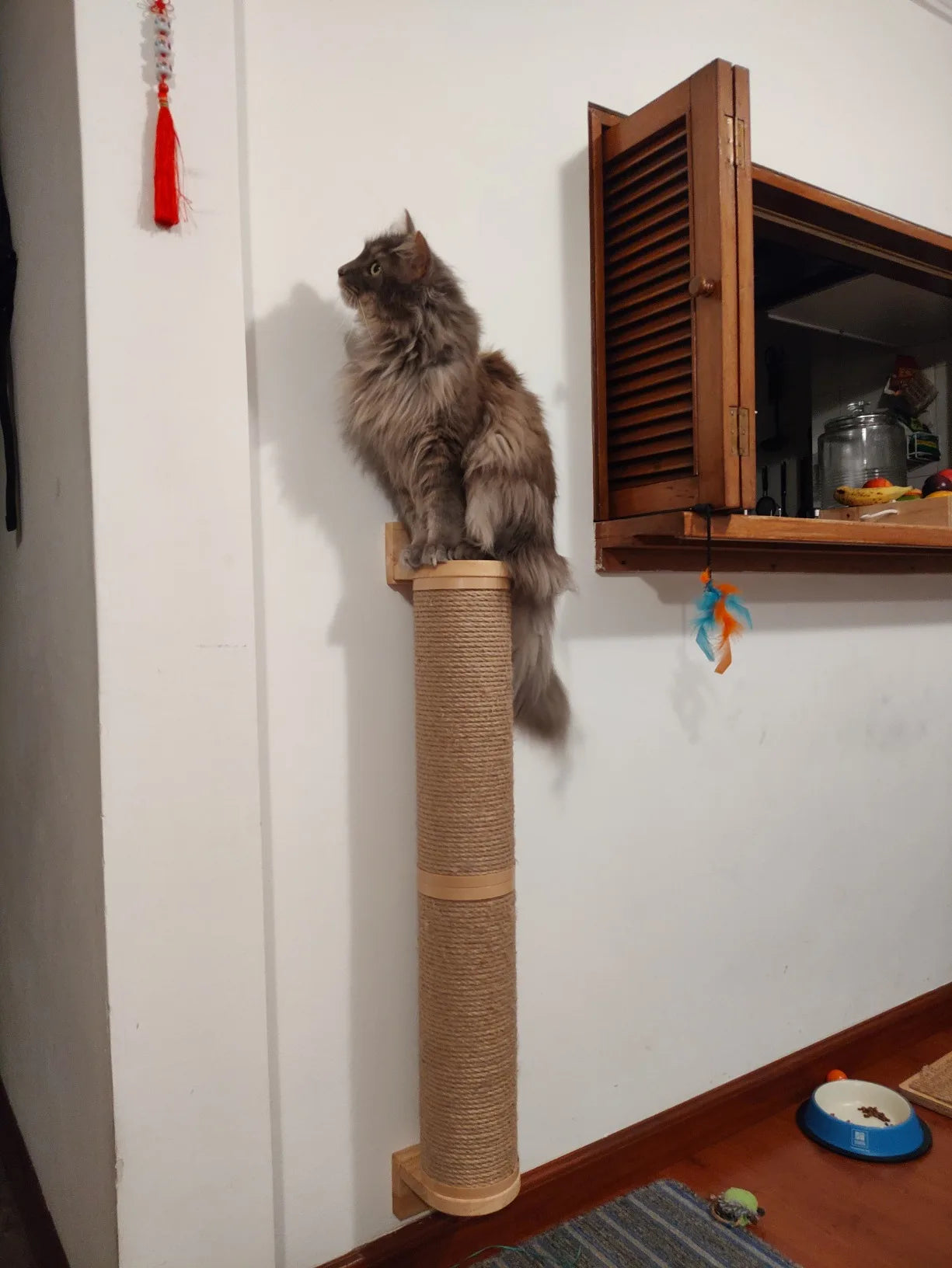 Cats Tree Climbing Shelves Cat Perch Wall-Mounted Wooden Platform For Cats & Kitten Big Steps Scratching Post For Grinding Claws