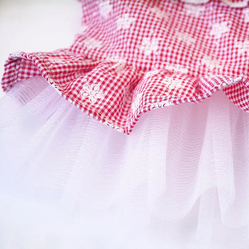 2023 Spring and summer pet skirt puppies small dogs Teddy Grid Pettiskirt Dress Pet Clothes Puppy Costume Spring Pet Clothing