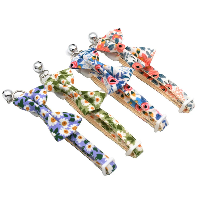 New Deign Floral Pet Dog Collars Adjustable Daisy Christmas Cosplay York Dog Necklace Cute Bow Tie Sphinx Cat Cute Neck Collars