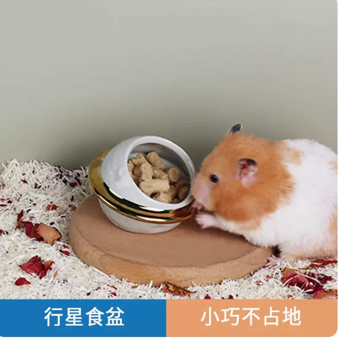 Honey squirrel ceramic food bowl hamster kettle drink device creative astronaut golden bear dodge nest prevent tipping bathtub
