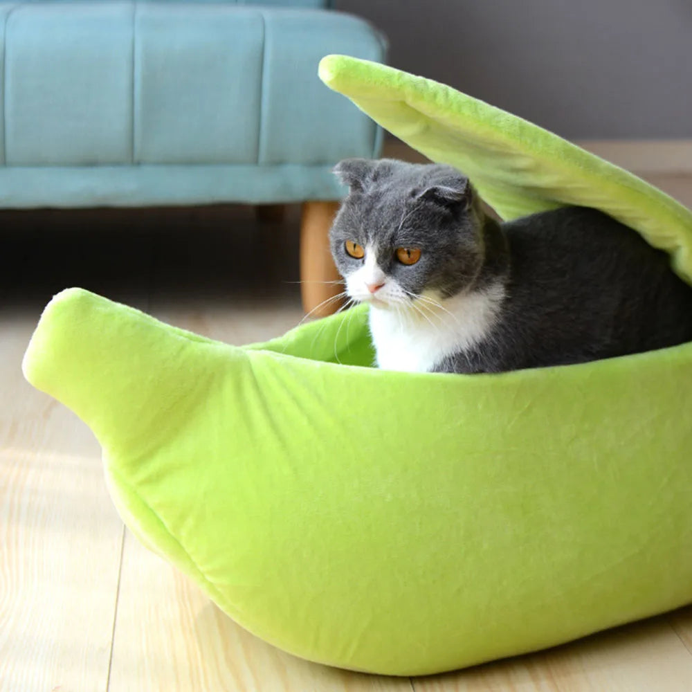 Puppy Dog Bed Cat Bed Pet Sofas Comfortable and Washable Cute Banana Shape Pug Doggy Kitten Sleeping Bed Nest for Small Animals