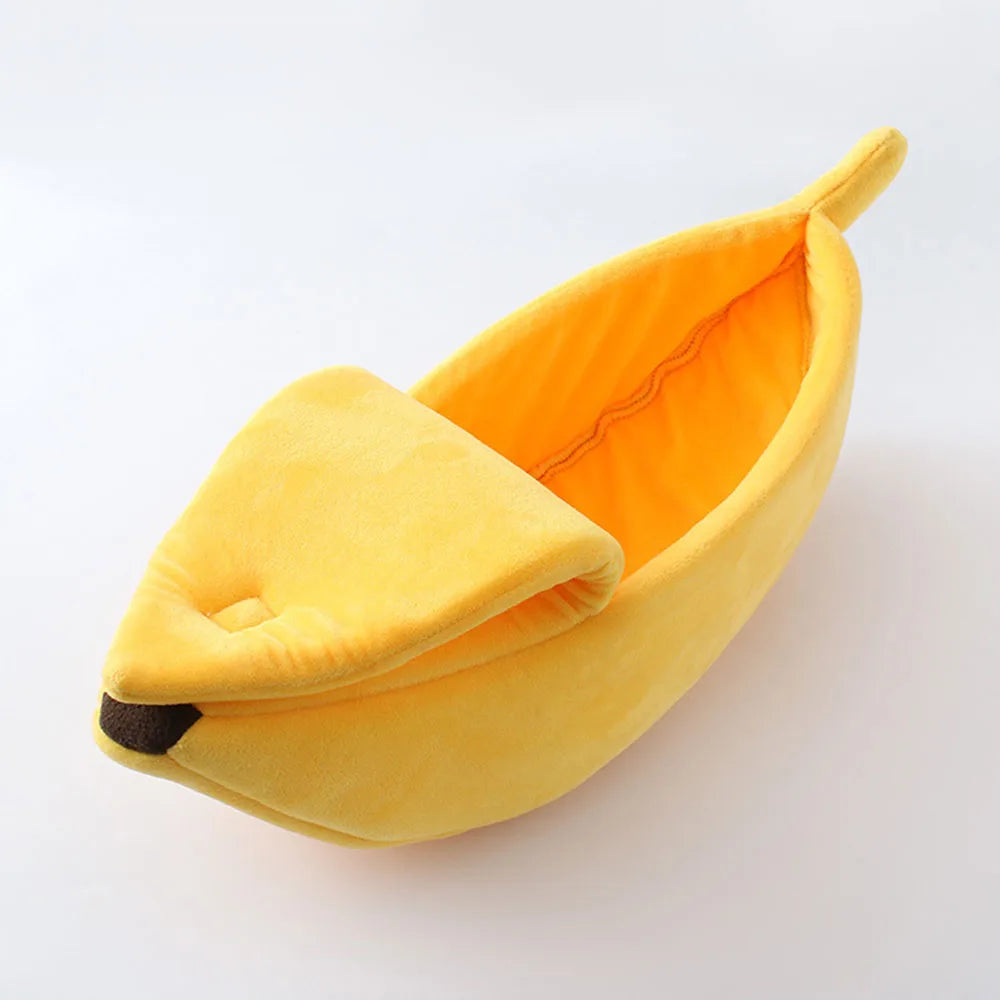 Puppy Dog Bed Cat Bed Pet Sofas Comfortable and Washable Cute Banana Shape Pug Doggy Kitten Sleeping Bed Nest for Small Animals