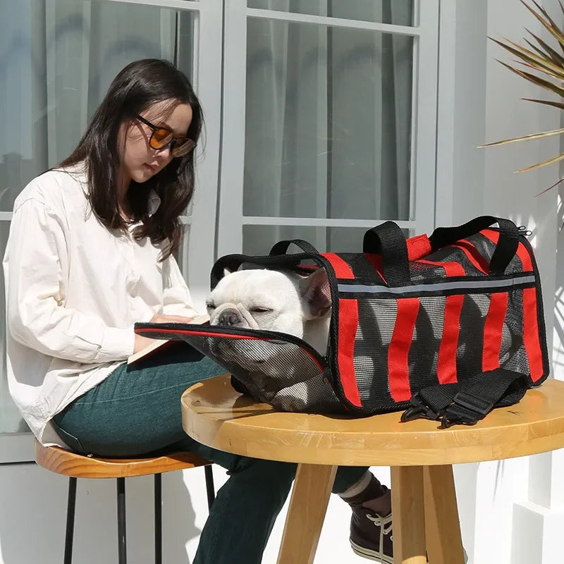 2024 New Pet Cat Carrier Shoulder Bag Portable Carrying Bag Breathable Travel Outdoor Transportin Small Dogs Puppy Pet Supplies