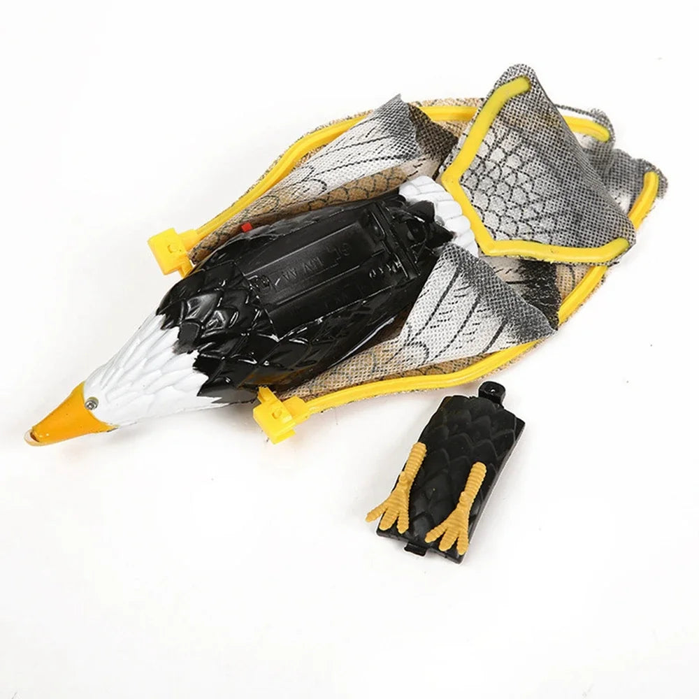 Pet Toy Electric Simulation Fake Eagle Electronic Rotation Simulation Bird Hanging Interactive Teasing Cat Dog Toy Silent Model