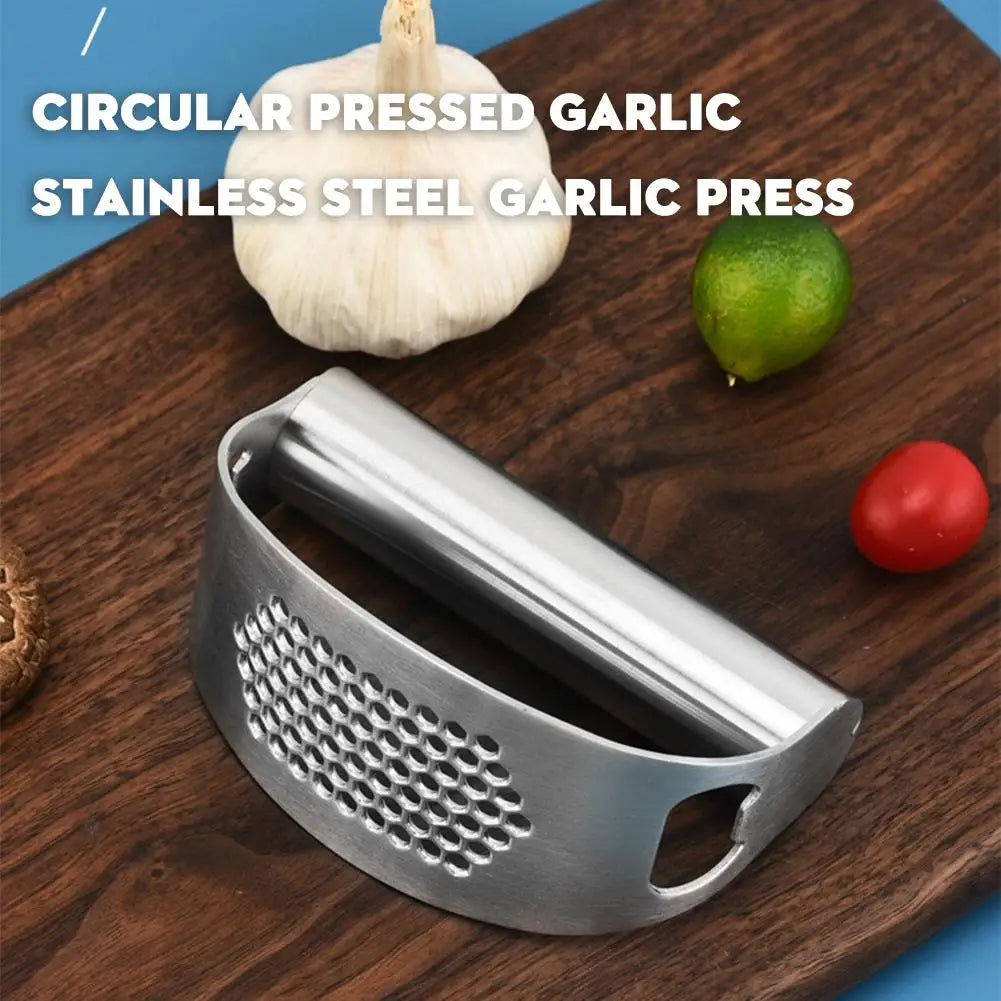 Garlic Press Rocker Garlic Mincer Garlic Crusher With Peeler Comfortable Handle Garlic Chopper For Smash Garlic Kitchen Too J3B1