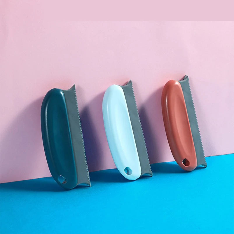 Hair cleaning brush Pet soft rubber tooth comb sticky hair dispenser soft silicone tricolor hair removal brush pet products