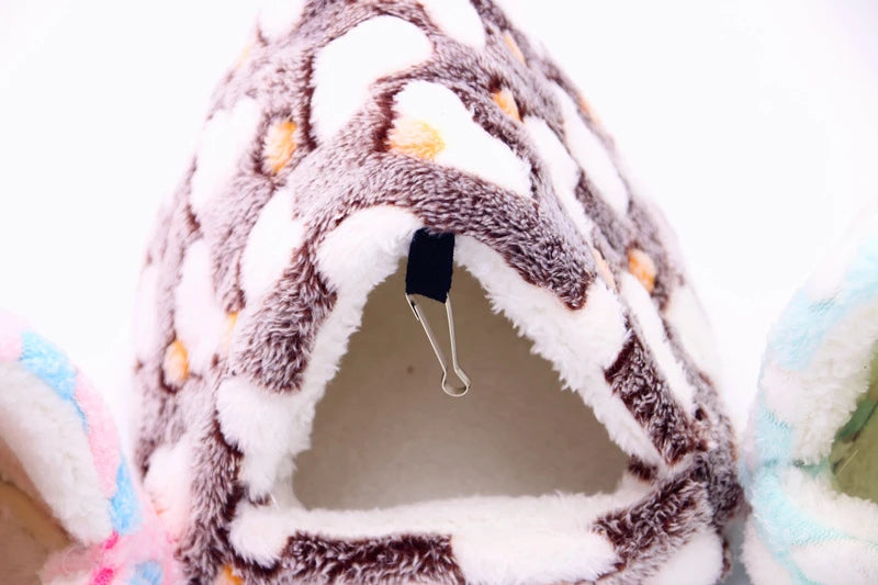 1PCS Coral Fleece Dot Printing Small Foam Pet House Hanging Hamster Bed For Small Animals Squirrel Parrot Cotton Nest
