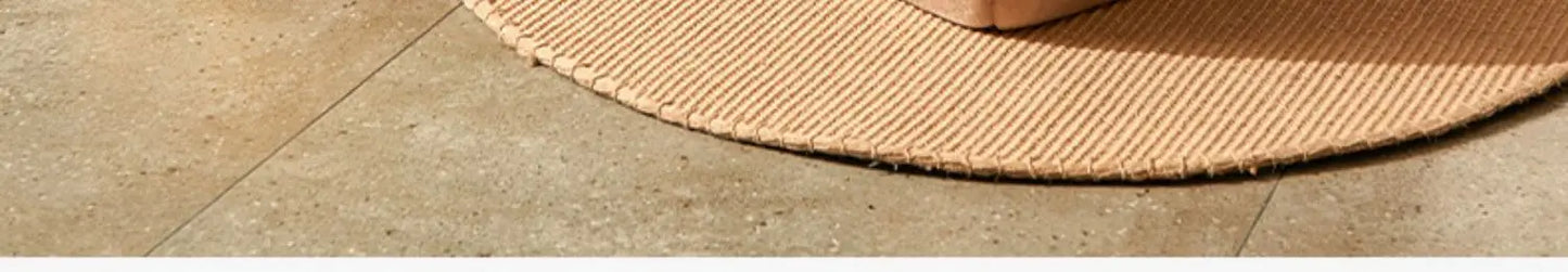 The kennel is universal in all seasons, the house type is small, the dog can be dismantled and washed, the dog house cat litter
