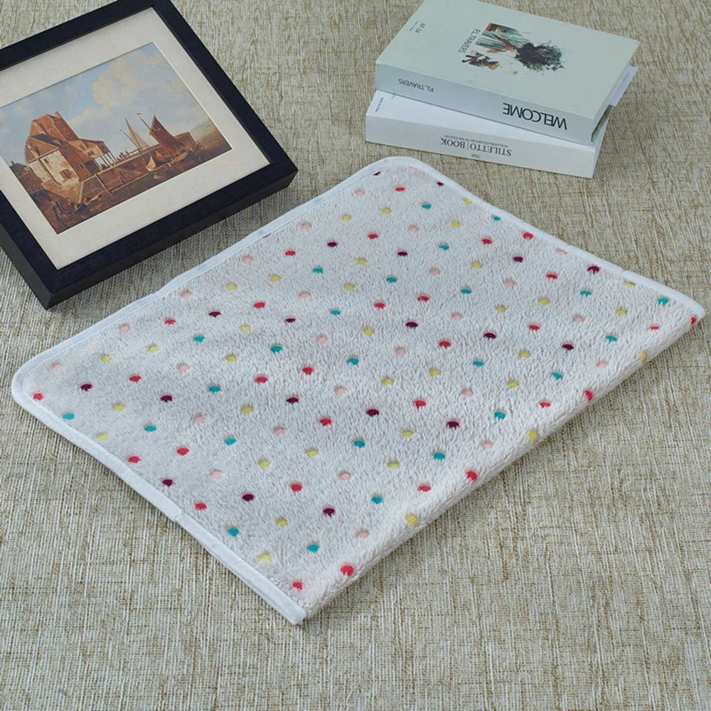 Pet Blanket Dog Puppy Blanket Paw Print Fleece Blanket for Small Medium Large Pet Dog Cat Warm Soft Sleep Mat Doggy Bed Blanket