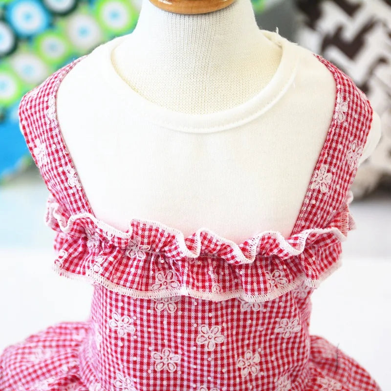 2023 Spring and summer pet skirt puppies small dogs Teddy Grid Pettiskirt Dress Pet Clothes Puppy Costume Spring Pet Clothing