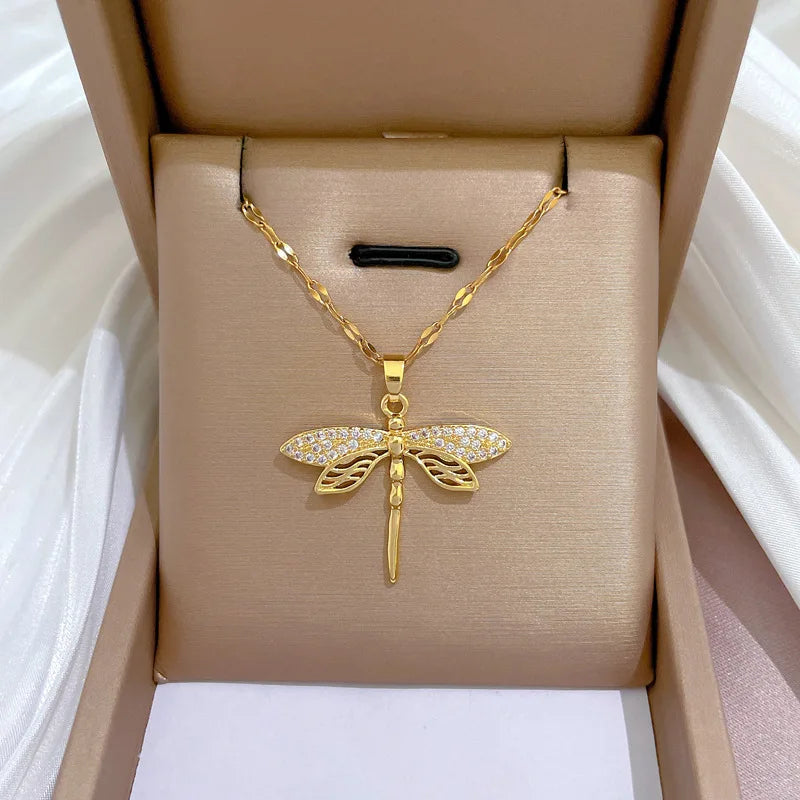 Stainless Steel Colorful Hummingbird Pendant Necklace For Women Girls Shiny Zircon Birds Clavicle Chain Choker Aesthetic Jewelry