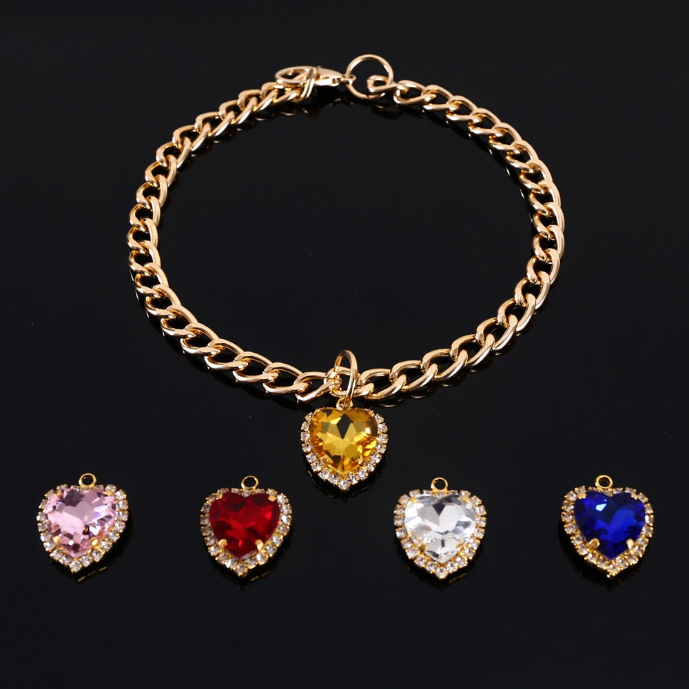 Luxury Dog Cat Necklace Jewelry with Heart Diamond Pendant Design Gold Chain Collar Pet Wedding Birthday Costume Accessories