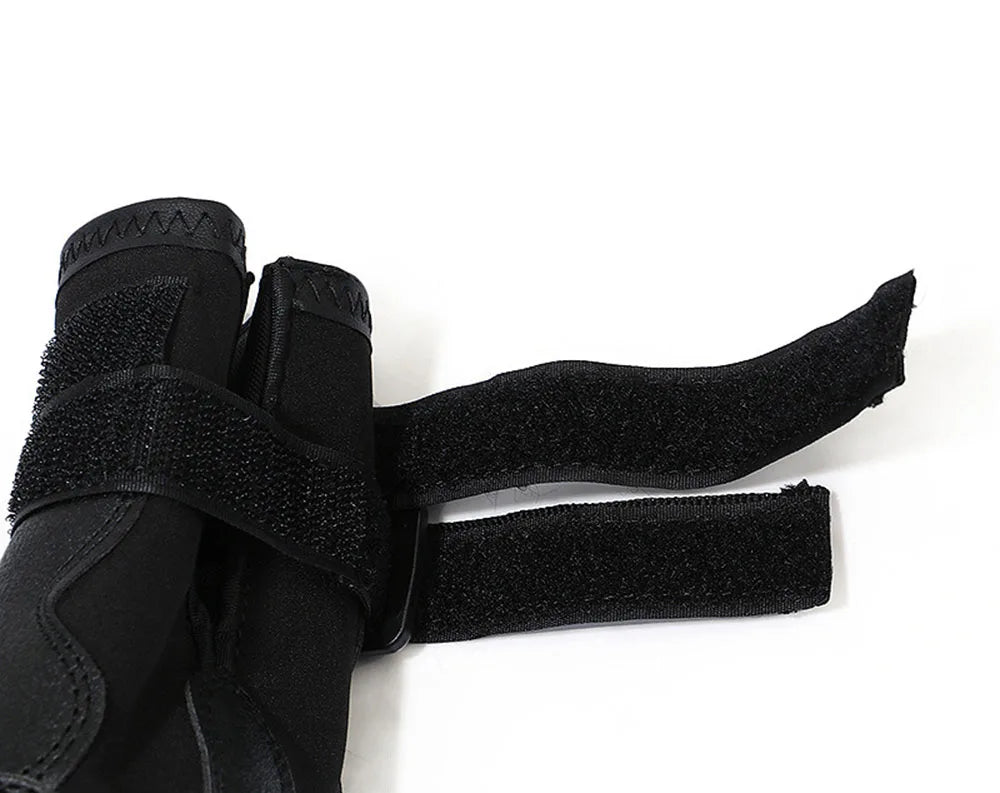 4pcs/set Pet Dog Shoes Reflective Waterproof Dog Boots Warm Snow Rain Pet Booties Anti-slip Socks Footwear For Medium Large Dogs