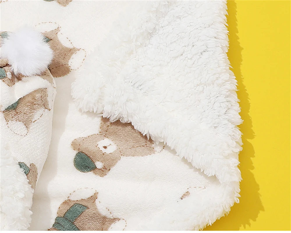 Sphynx Cat Sleeping Bag Cloak Winter Warm Pet Mat Blanket for Cats Gotas Kitten Sleeping Quilts mascotas Accessories Hood Pajama