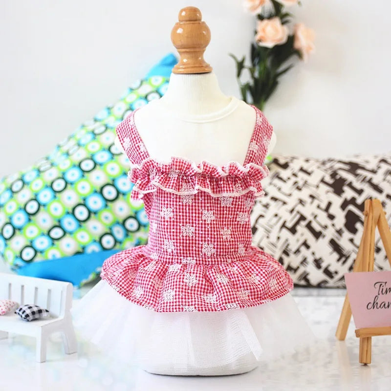 2023 Spring and summer pet skirt puppies small dogs Teddy Grid Pettiskirt Dress Pet Clothes Puppy Costume Spring Pet Clothing