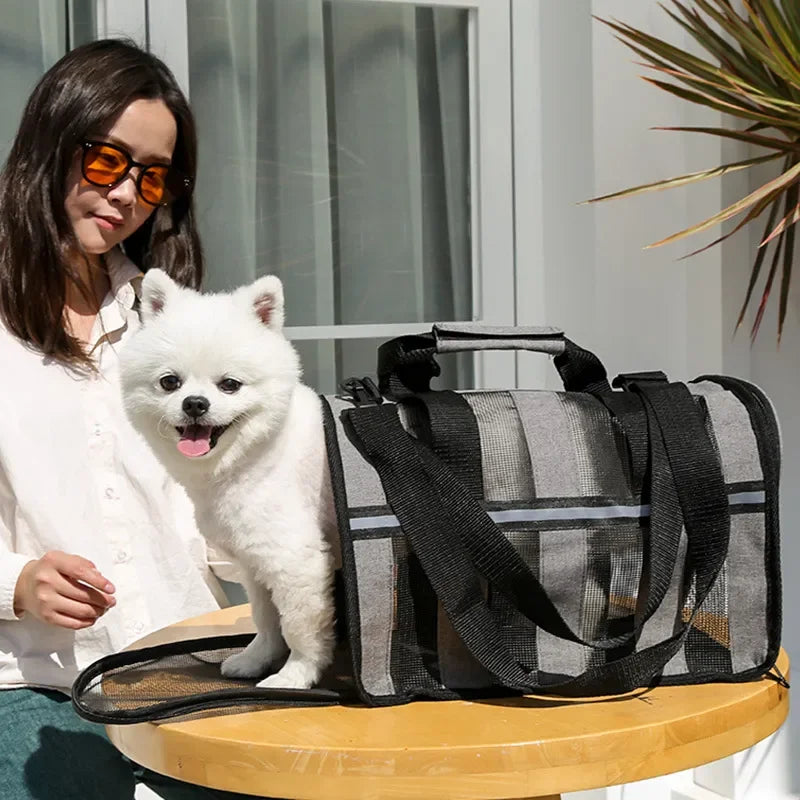 2024 New Pet Cat Carrier Shoulder Bag Portable Carrying Bag Breathable Travel Outdoor Transportin Small Dogs Puppy Pet Supplies