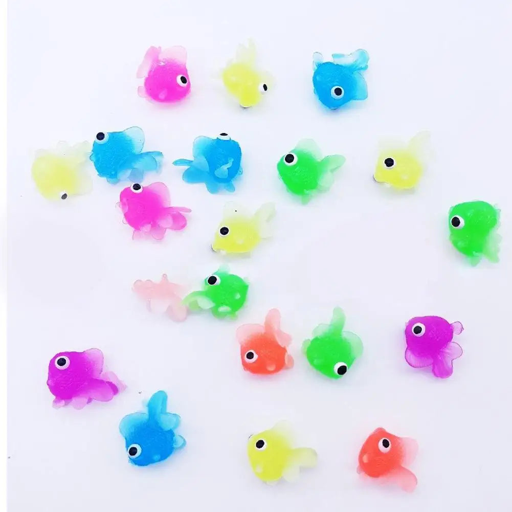 TPR Soft Glue Simulation Goldfish Transparent Environmentally Friendly Floating Small Goldfish Marine Animal Fish Tank Aquarium