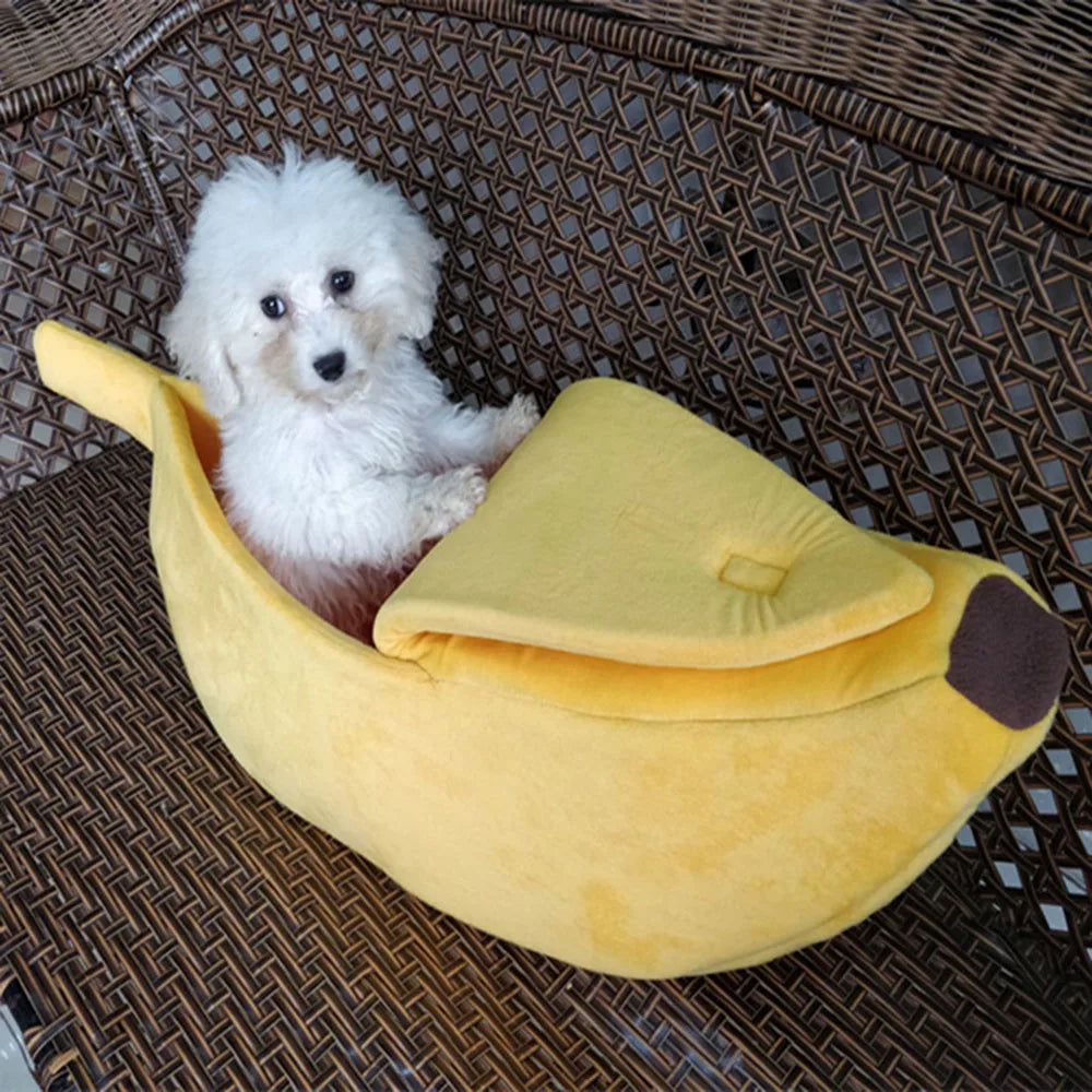 Puppy Dog Bed Cat Bed Pet Sofas Comfortable and Washable Cute Banana Shape Pug Doggy Kitten Sleeping Bed Nest for Small Animals