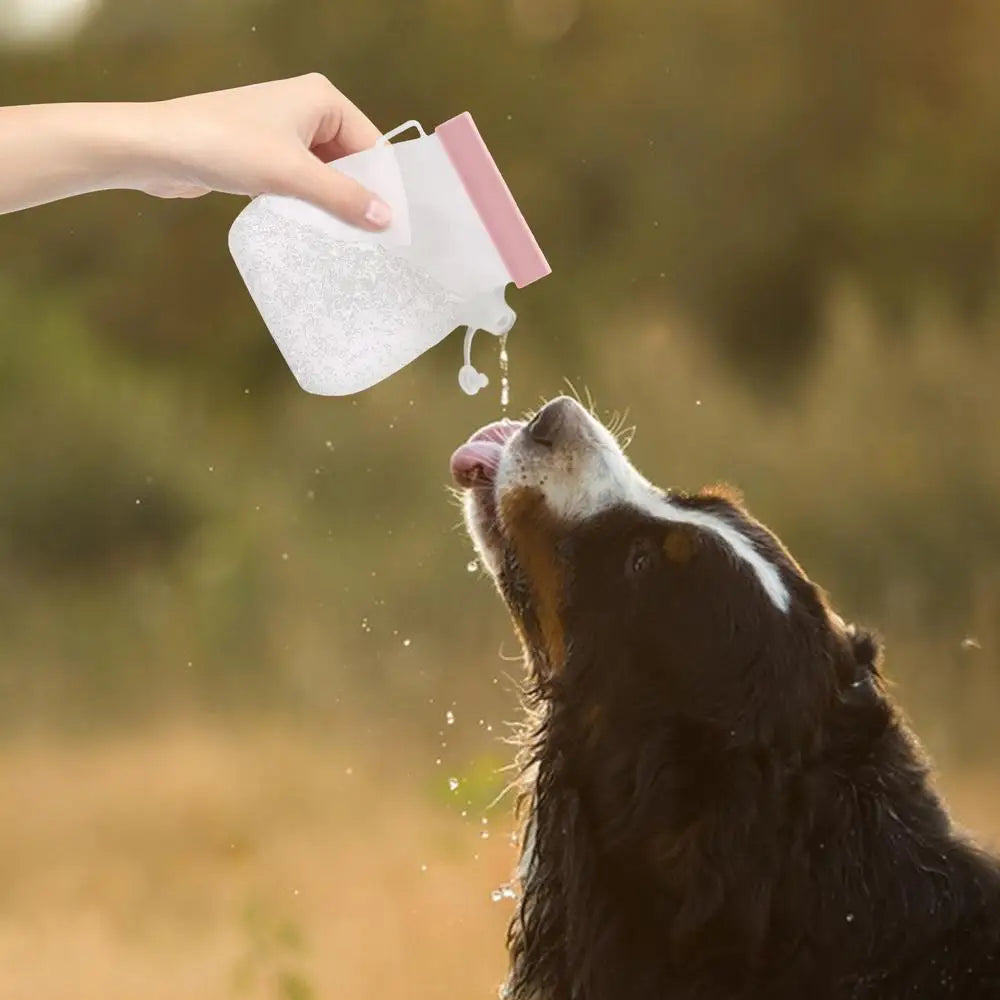 320ml Portable Dog Drinking Feeder Leak Proof Pet Silicone Water Pouches Pet Water Supplies for Dogs Cats Hiking Camping