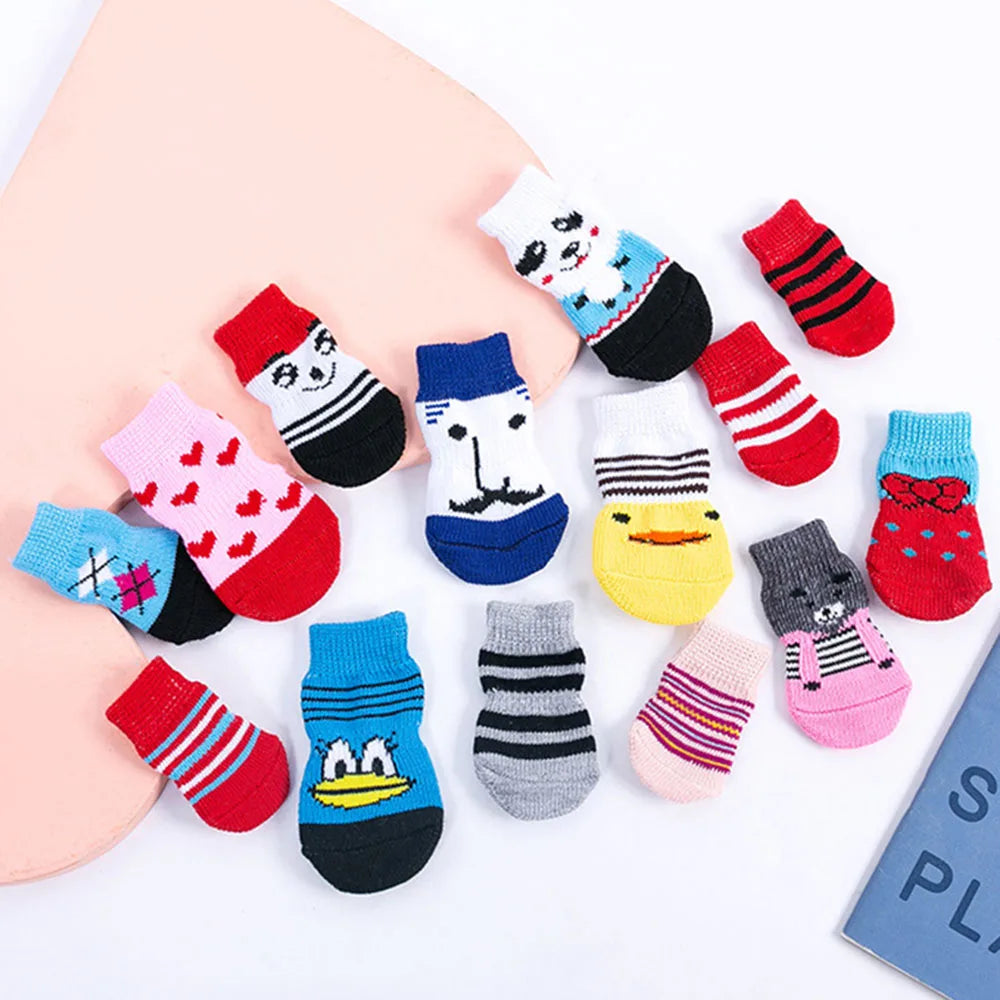 Dog Socks for Small Medium Dogs Non Skid Pet Puppy Grip Socks Paw Protectors Indoor Traction Control Socks for Hardwood Floor