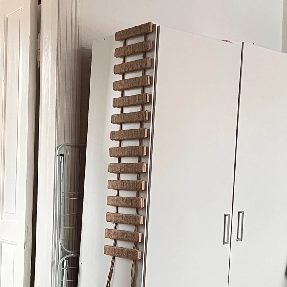 Cat Tree Cat Wall Mounted Climbing Wooden Shelves Sisal Ladder Cat Bridge Non-slip Step with Felt for Kittens Perch Sleeping