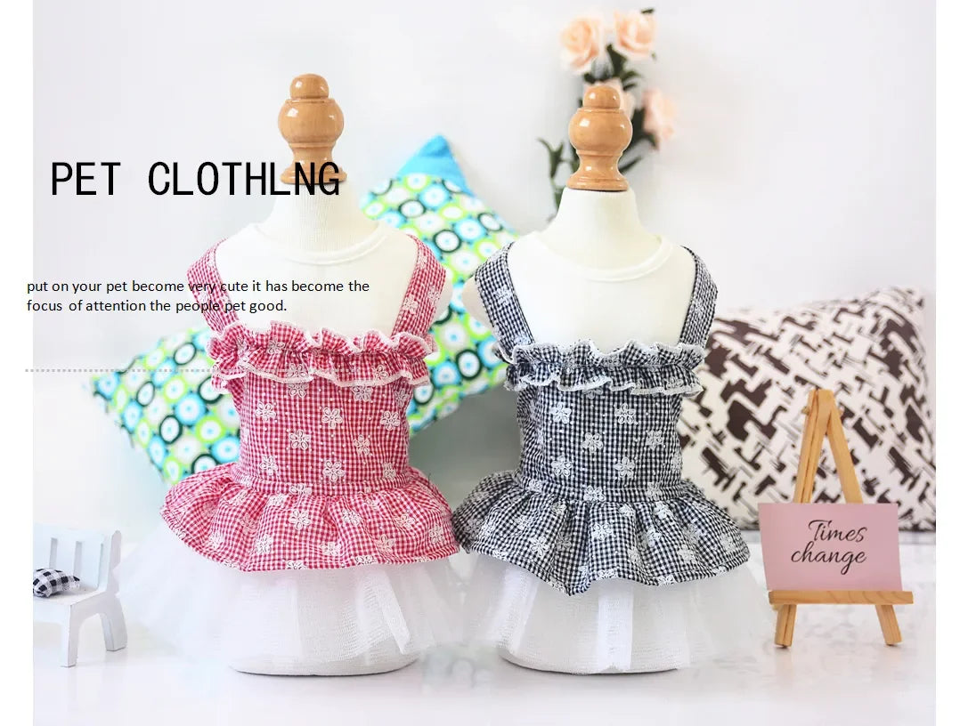 2023 Spring and summer pet skirt puppies small dogs Teddy Grid Pettiskirt Dress Pet Clothes Puppy Costume Spring Pet Clothing