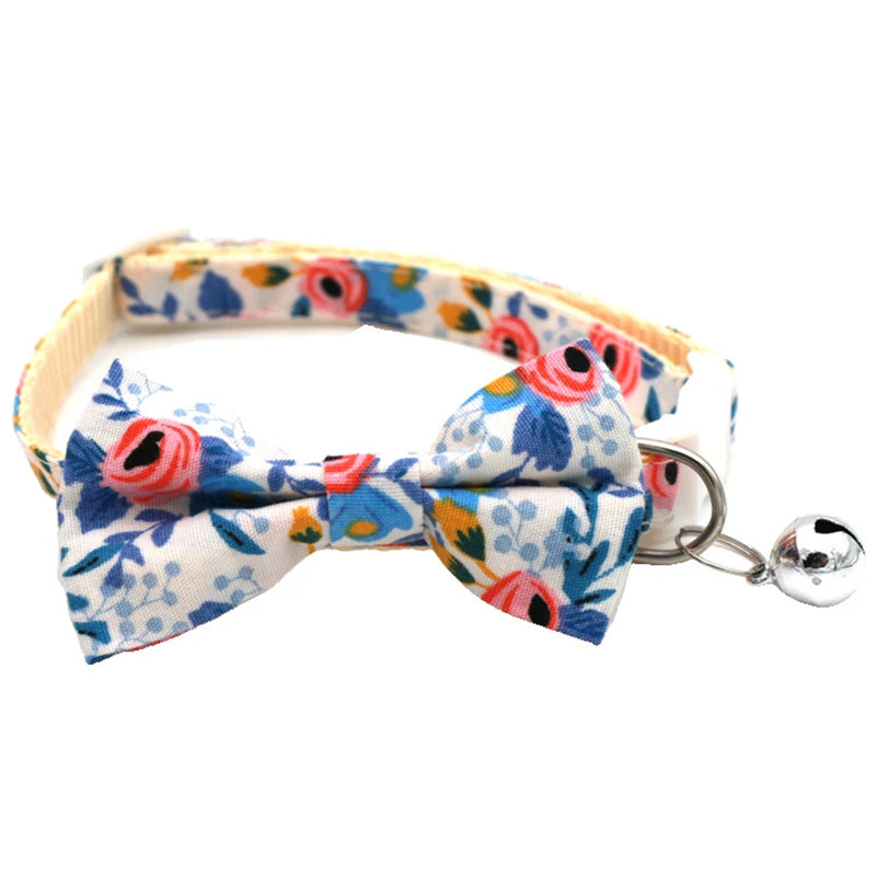 New Deign Floral Pet Dog Collars Adjustable Daisy Christmas Cosplay York Dog Necklace Cute Bow Tie Sphinx Cat Cute Neck Collars
