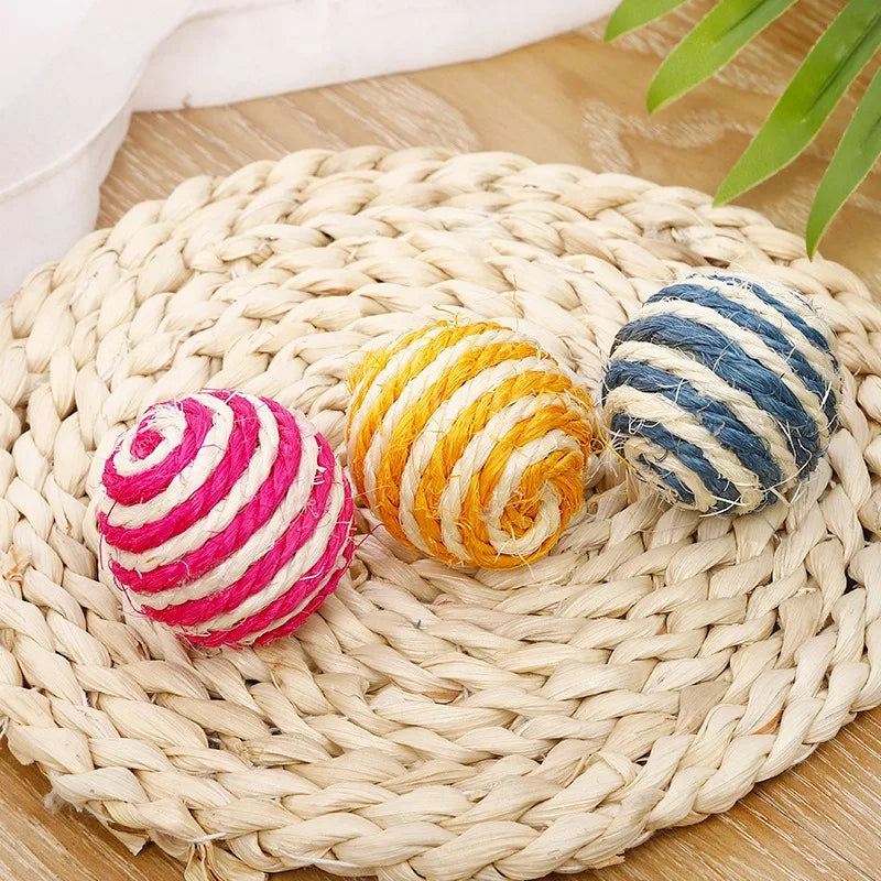 4 PCS Balls Interactive Pet Toys for Cats Kitten Dog Training Playing Chewing (Random Color)