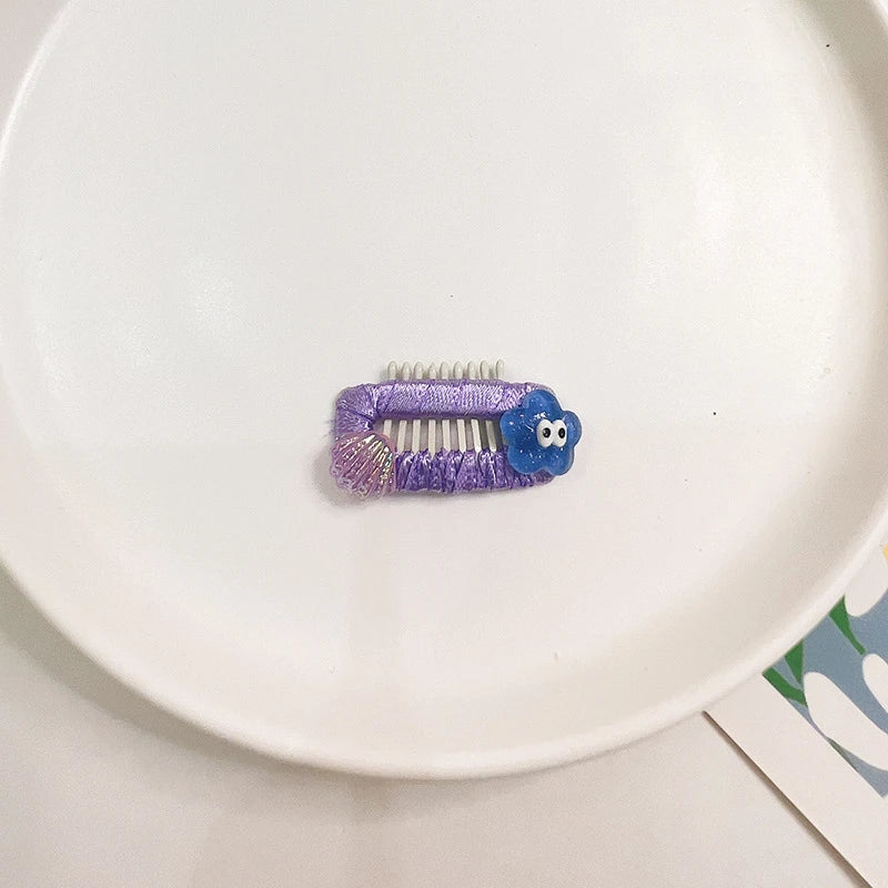 Cartoon Long Hair Cats Pet Products Designer Grooming Comb Small Chihuahua Accessories for Dogs Birthday Gifts Pet Hair Clips