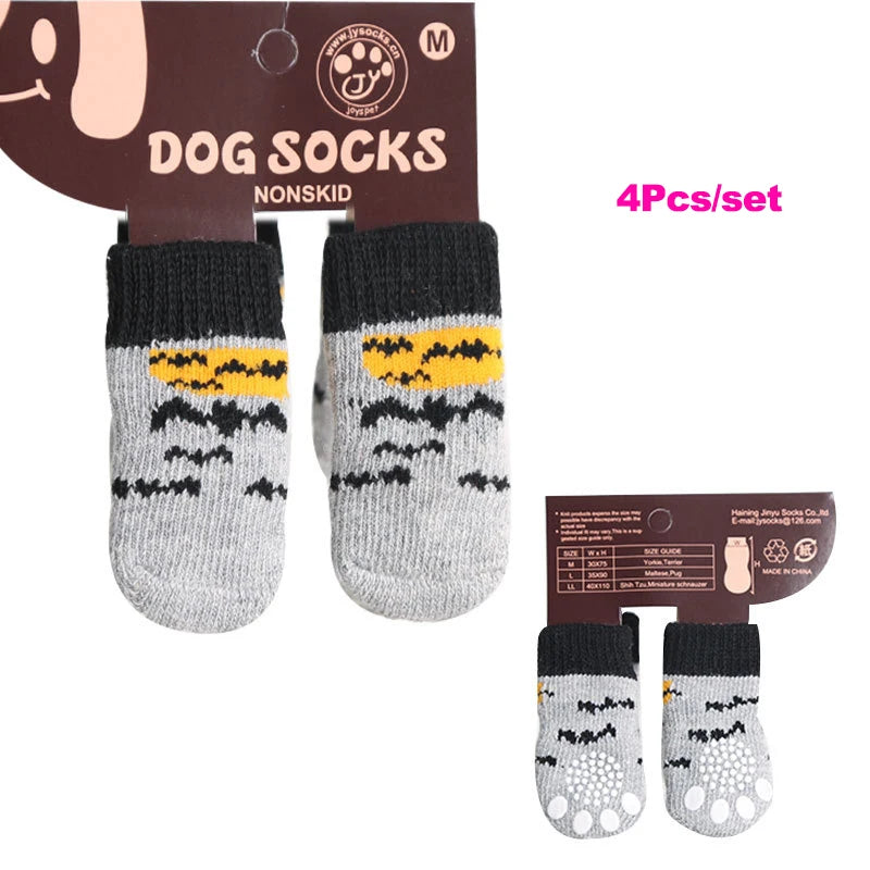 4pcs/Set Dog Shoes For Small Dogs Anti Slip Cat Socks For Cat Cute Dog Socks Pet Chihuahua Dog Clothes Christmas Dog Accessories