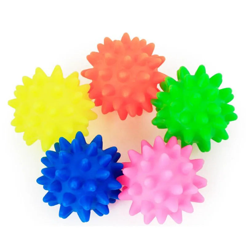 Pet Supplies Beautiful Star New Rubber Ball Dog Toys Pet Fun Squeak Ball Biting Toys for Playing Interactive Rubber Chew Toy