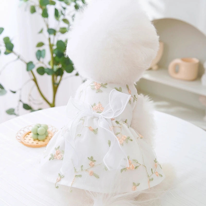 Summer Dog Dress Luxury Dog Clothes Pet Dog Apparel Bow Puppy Mesh Skirt Chihuahua Bichon Clothing Kitten Lace Dog Cooling Vest