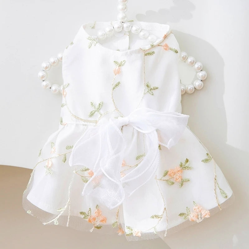 Summer Dog Dress Luxury Dog Clothes Pet Dog Apparel Bow Puppy Mesh Skirt Chihuahua Bichon Clothing Kitten Lace Dog Cooling Vest
