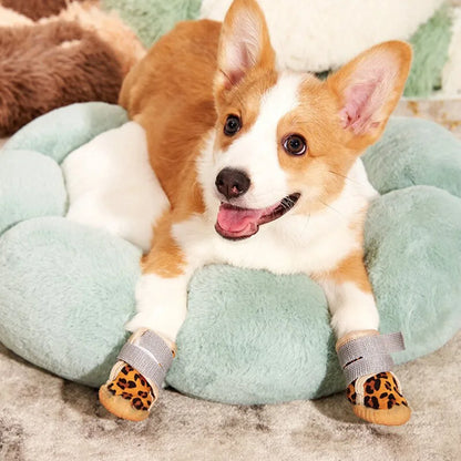 Pet Shoes Waterproof Non Slip Puppy Snow Booties for Small Dogs Chihuahua Boots for Winter Tiny Cat Shoes for Cold Weather 4pcs