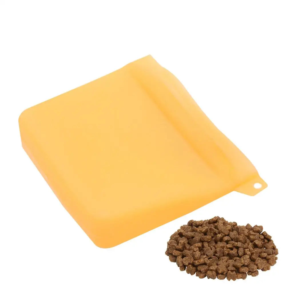 Silicone Dog Treat Bag Outdoor Feeder Portable Dog Training Bag Waterproof Dog Treat Holder Pouch Food Reward Storage Bag
