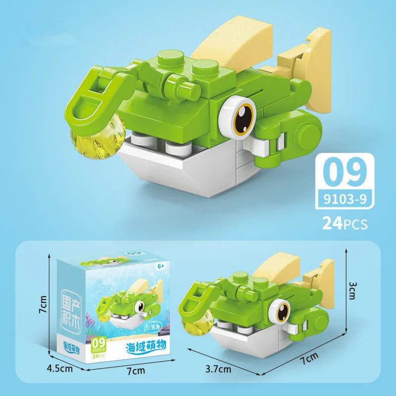 Insect World Animals Scorpion Mantis Ants Spider Birds Marine Animal Building Blocks Toys Desktop Ornaments Bricks Kids Gift