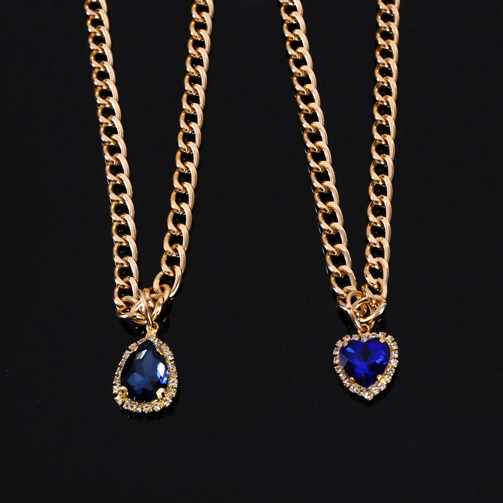 Luxury Dog Cat Necklace Jewelry with Heart Diamond Pendant Design Gold Chain Collar Pet Wedding Birthday Costume Accessories