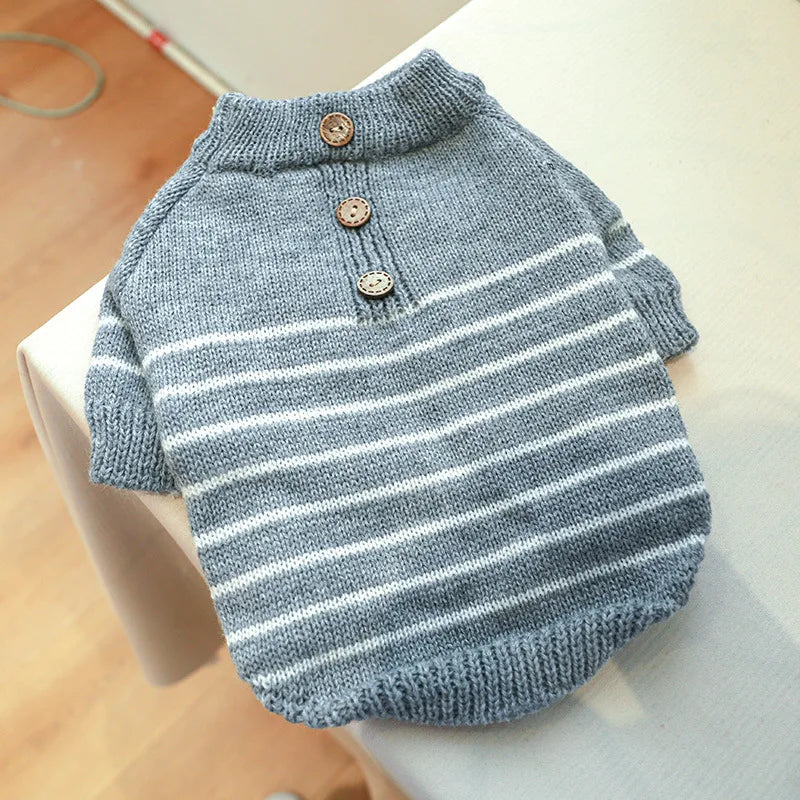 Luxury Designer Warm Winter Clothes for Pets Wool Knitting Floral New Year York Dog Sweaters Sphinx Cat Christmas Puppy Clothing