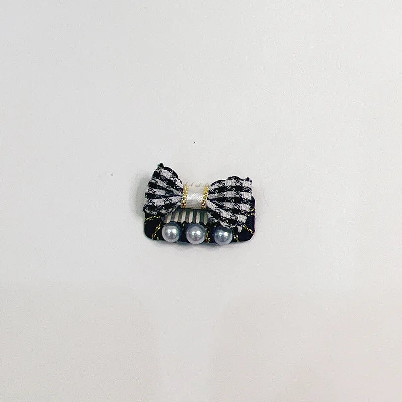 Elegant Black Chihuahua Dog Accessories Pearl Floral Party Hairpins for Kittens Long Hair Wear Bow Tie Necklace Pet Products